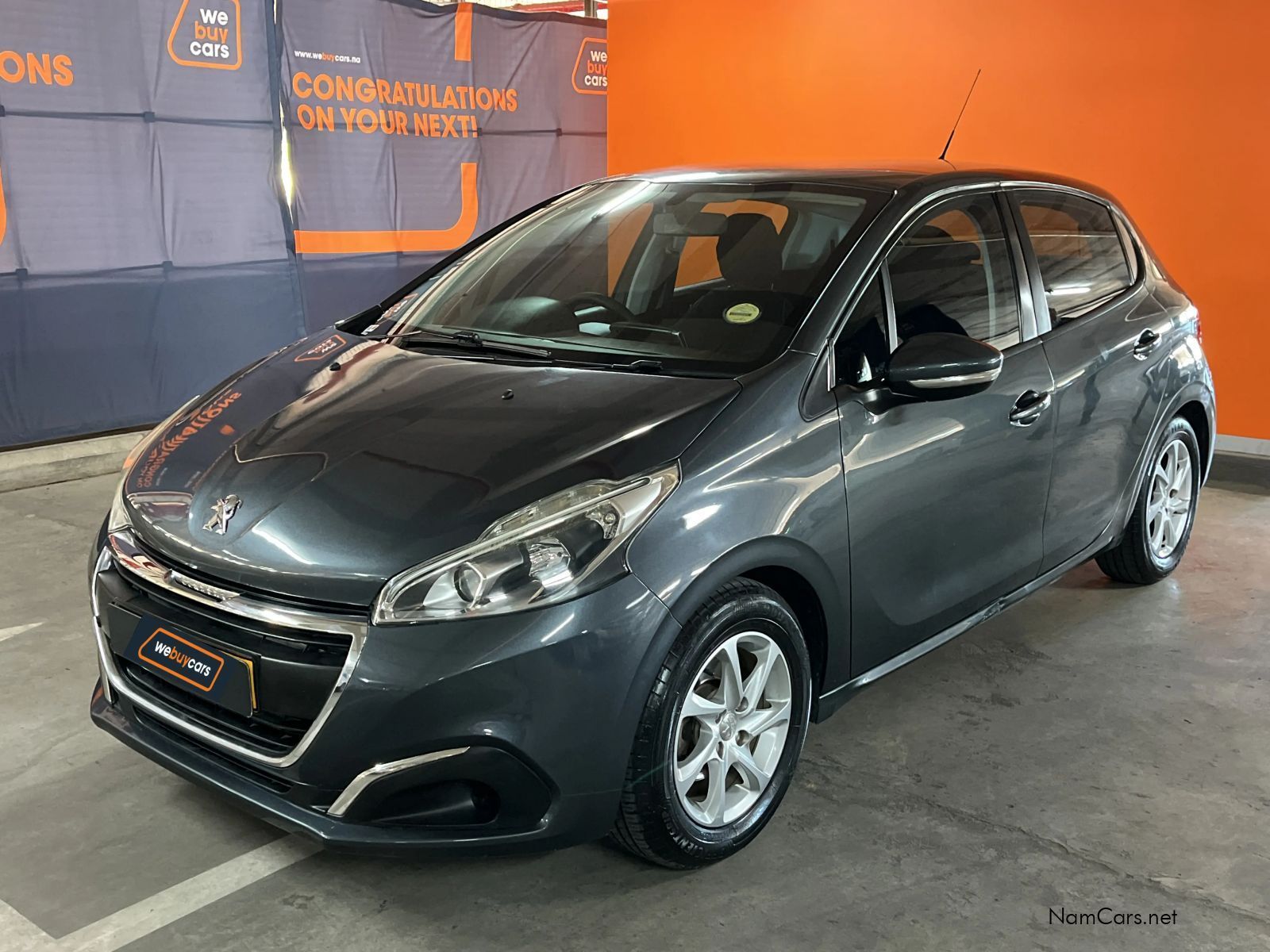 2019 Peugeot 208 photo 1