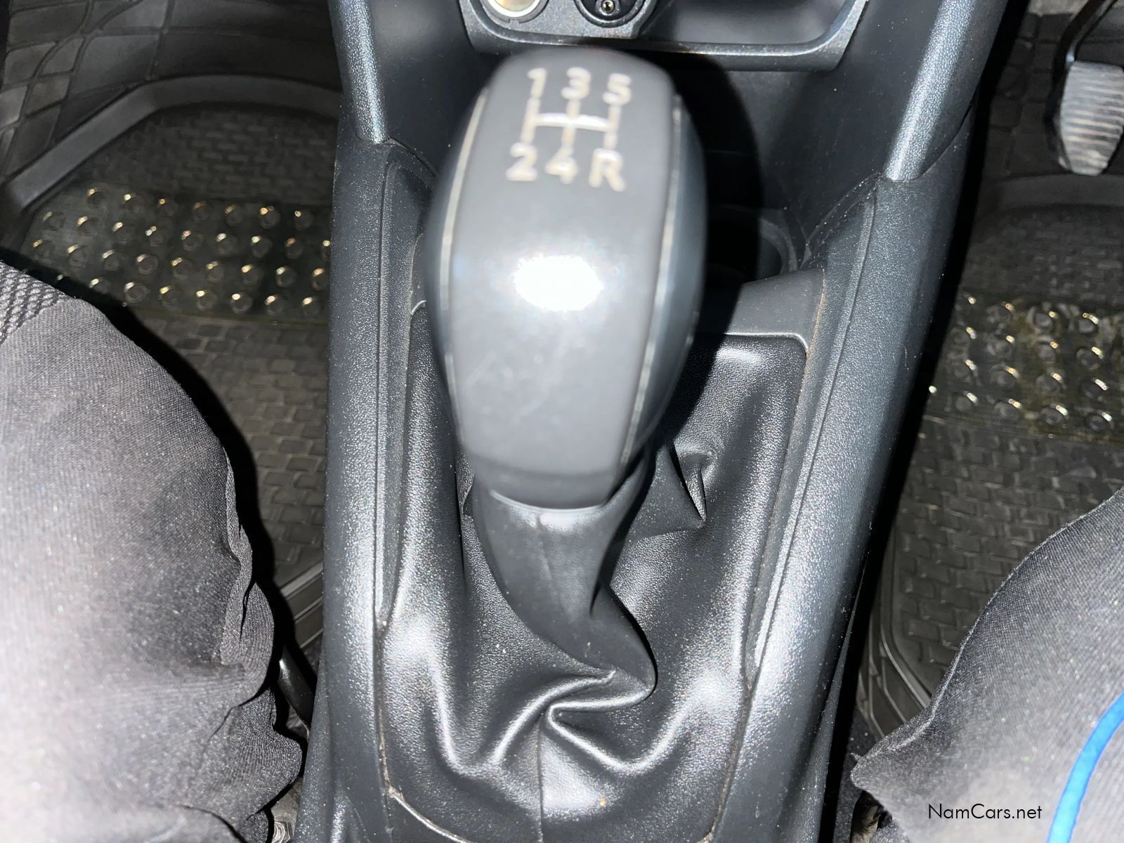 2019 Peugeot 208 photo 12