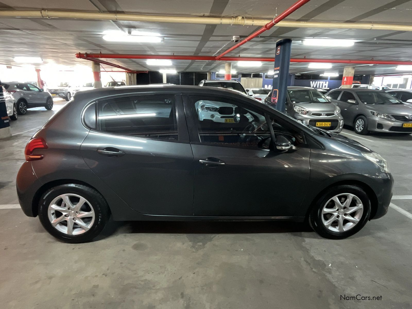 2019 Peugeot 208 photo 4