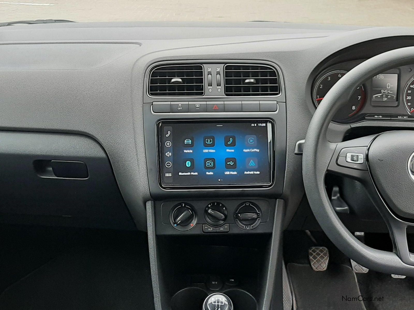 2025 Volkswagen Polo Vivo photo 4