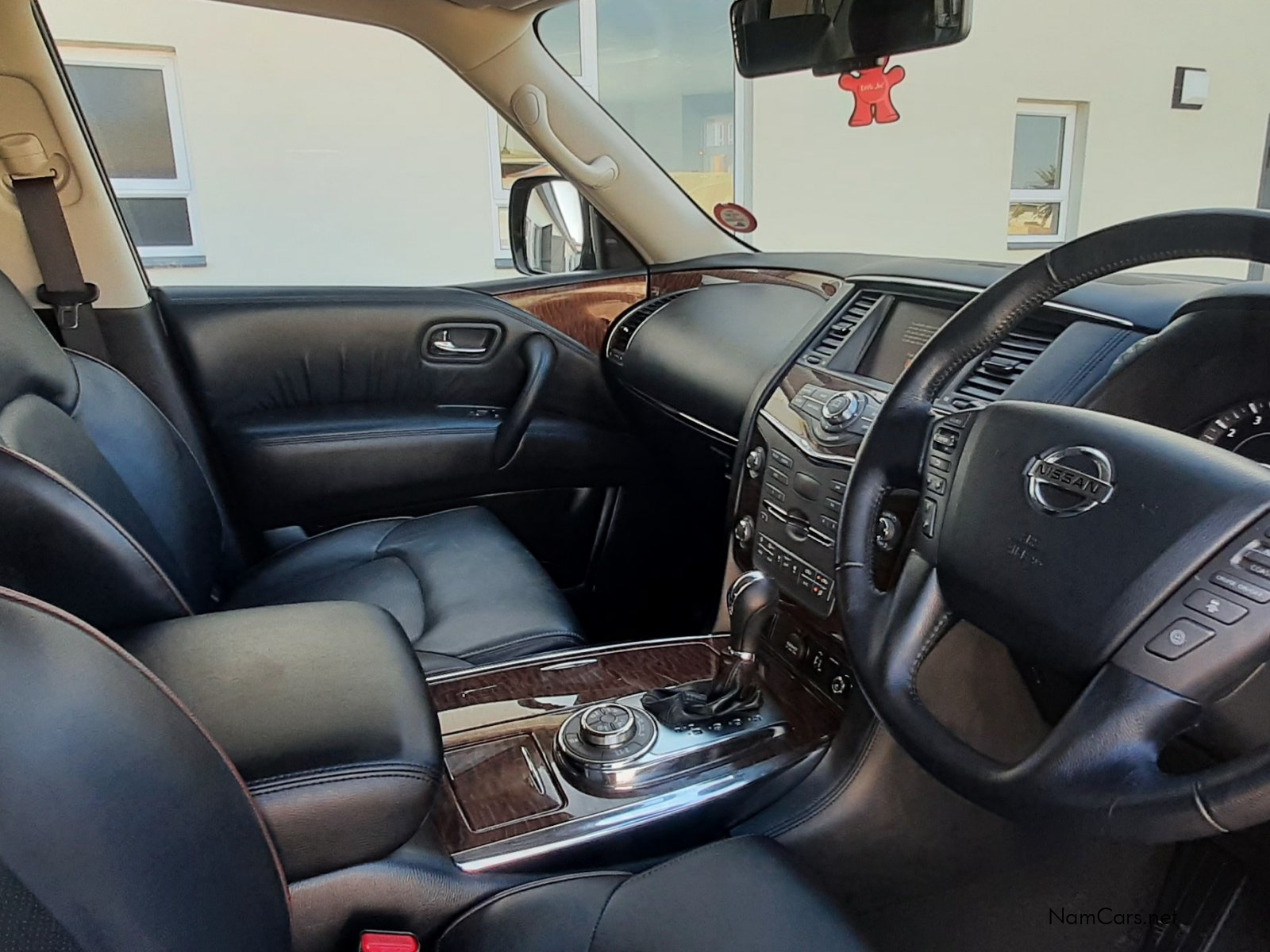2019 Nissan Patrol photo 7