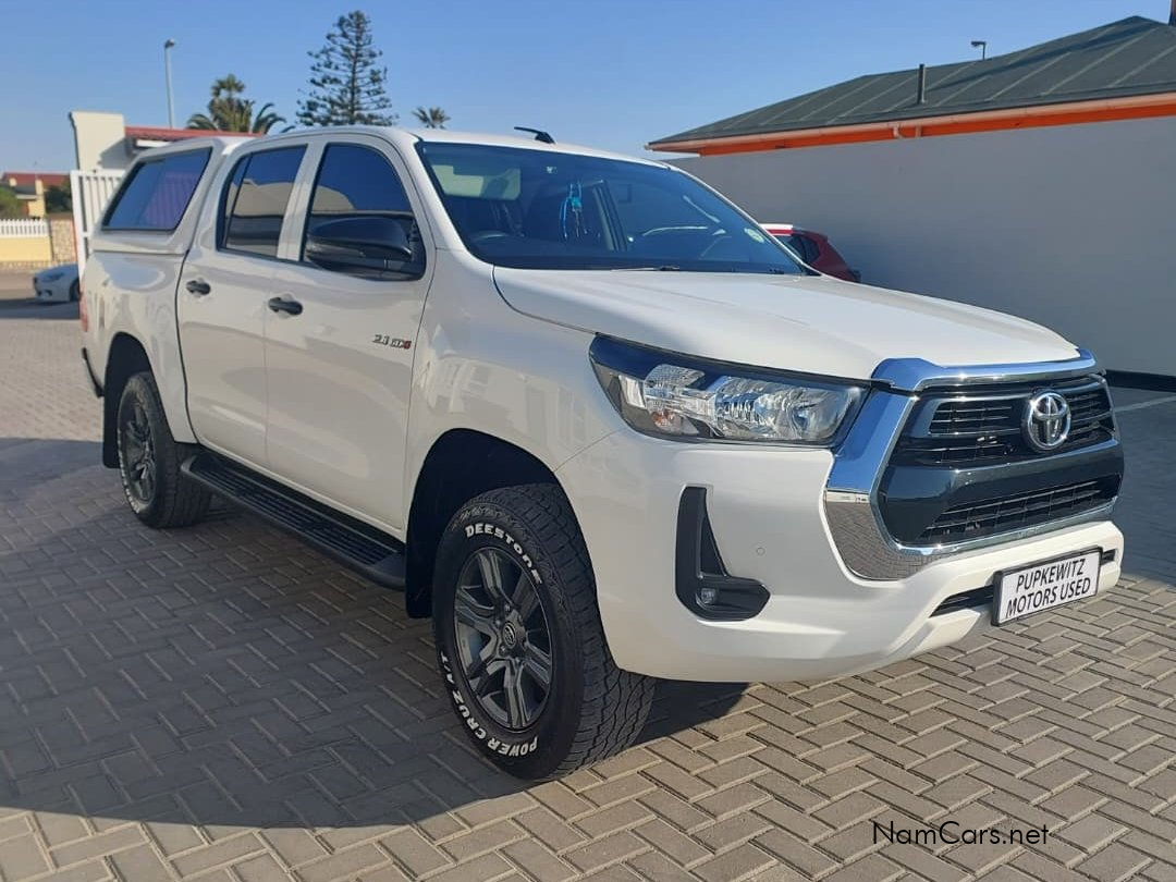 2022 Toyota Hilux photo 1