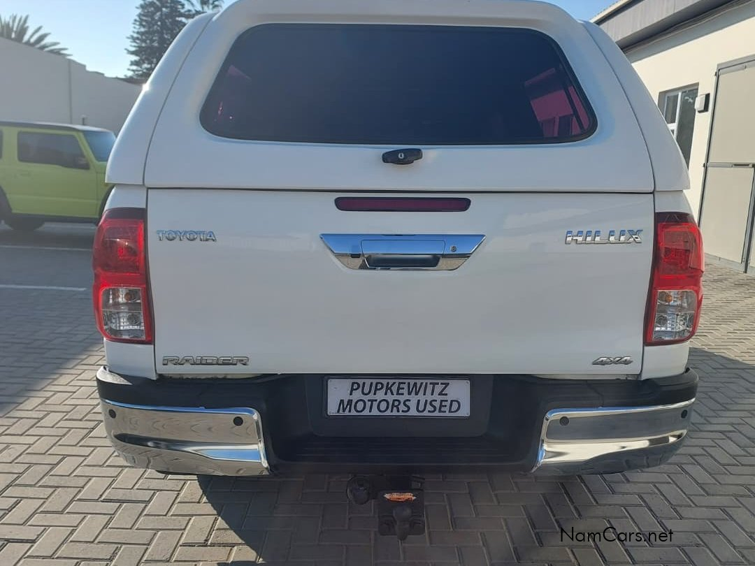2022 Toyota Hilux photo 3