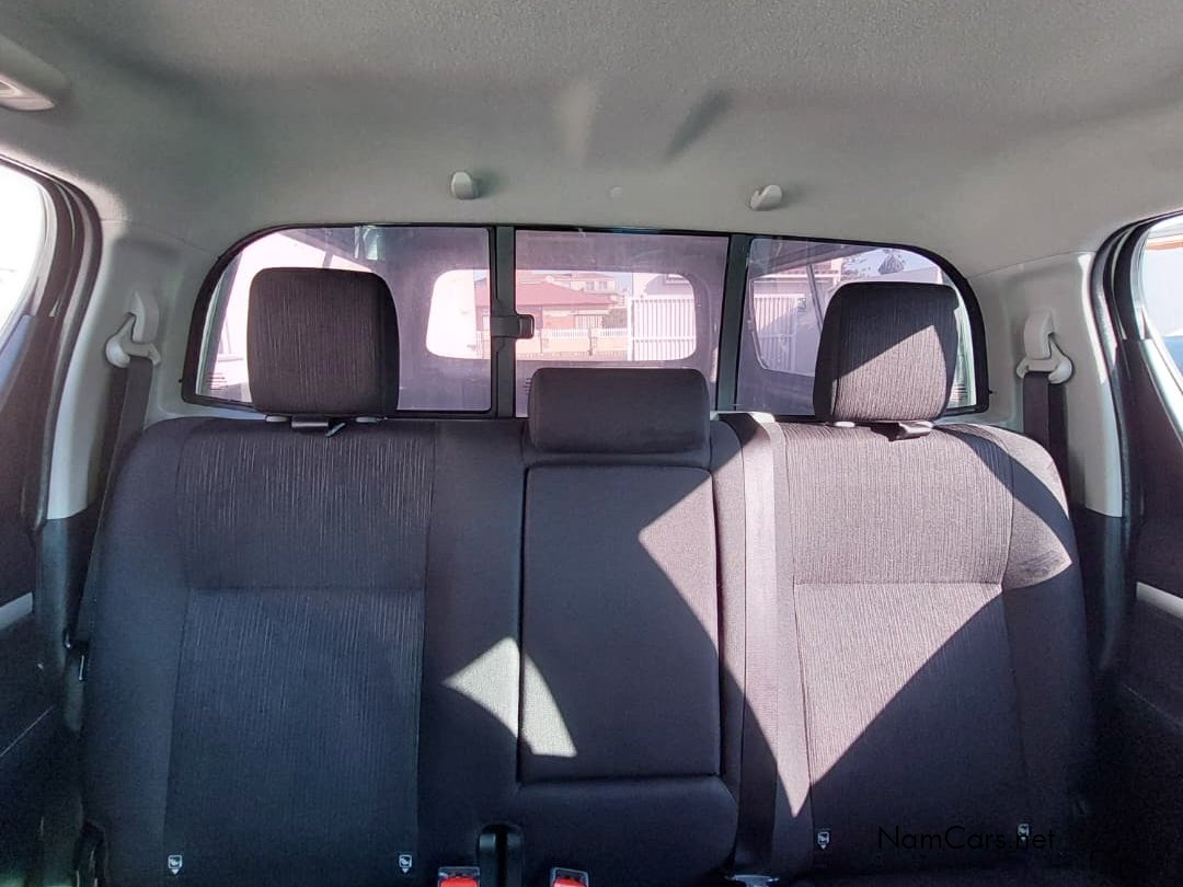 2022 Toyota Hilux photo 6