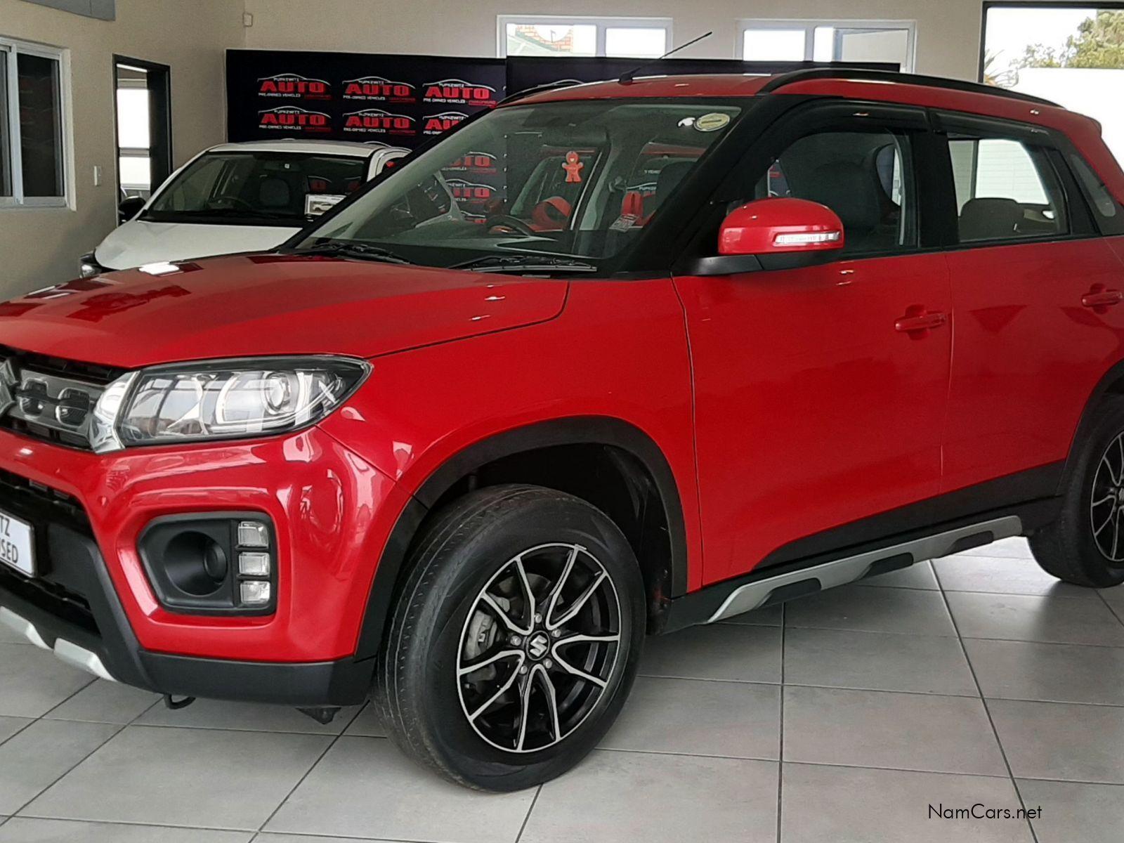 2023 Suzuki Vitara photo 1