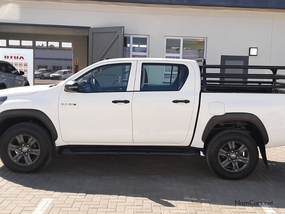 2022 Toyota Hilux photo 5