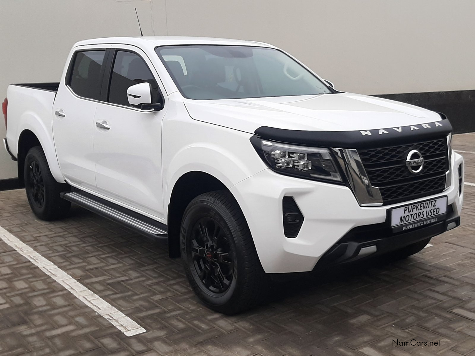 2023 Nissan Navara photo 2