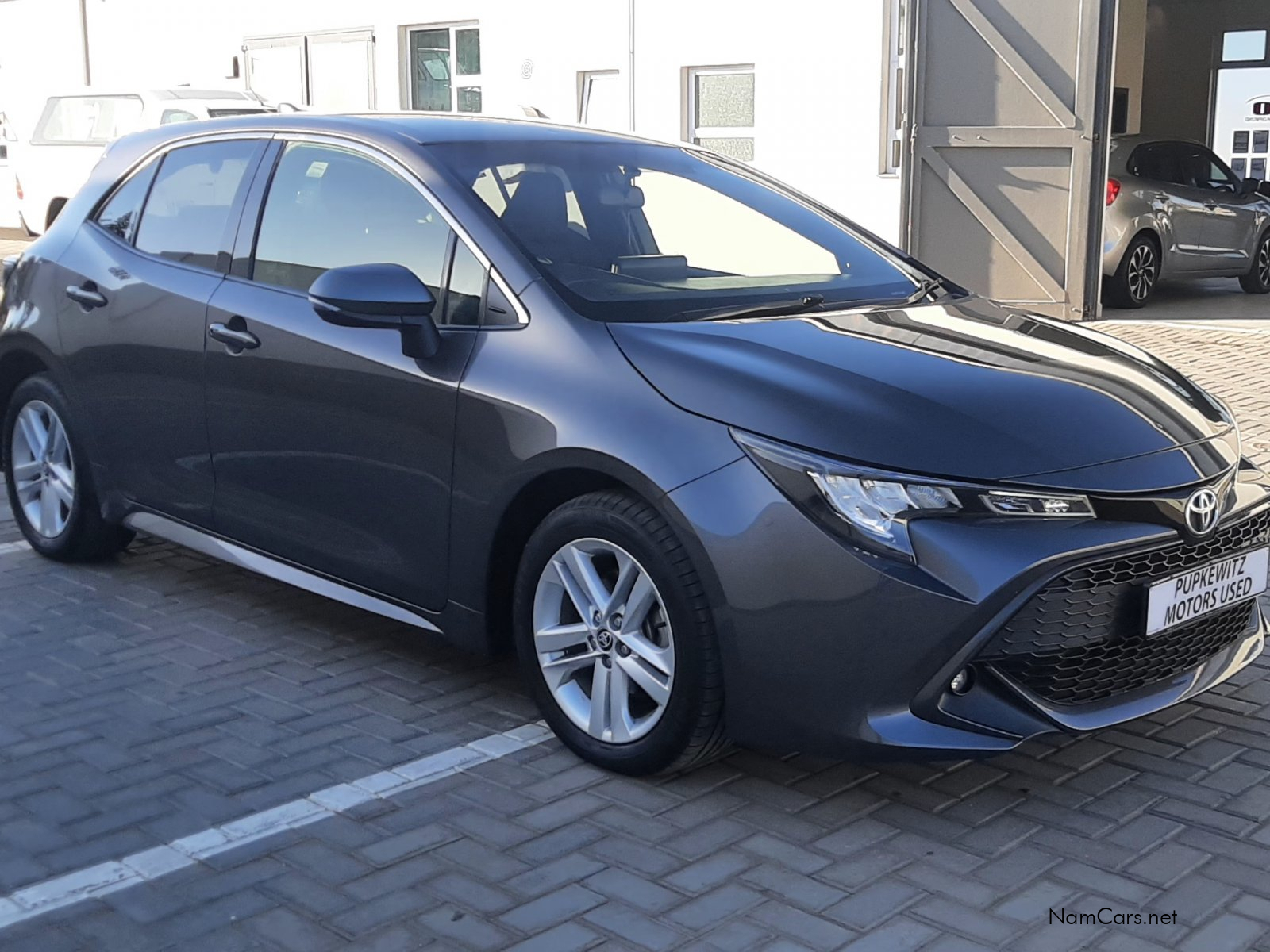 2022 Toyota Corolla photo 1