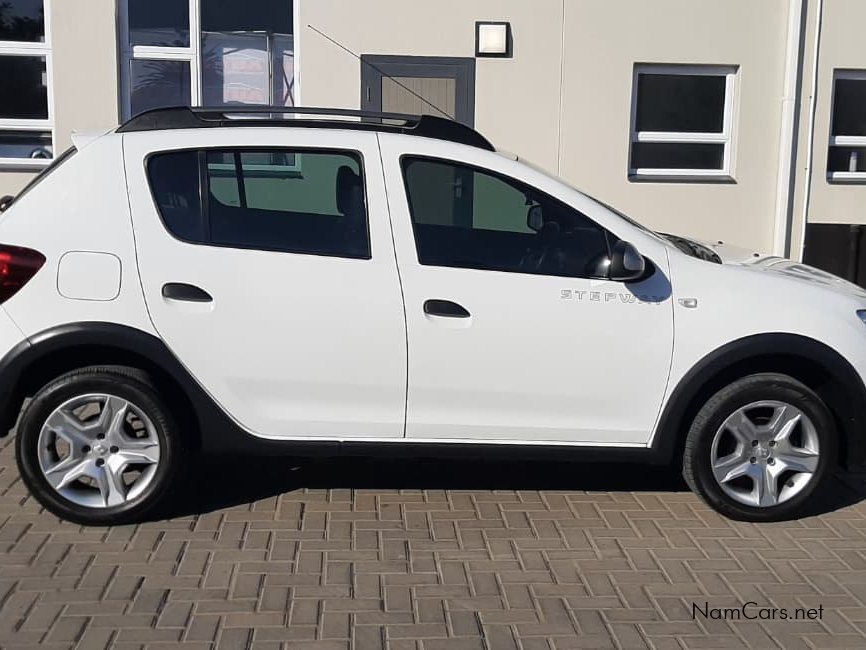 0 Renault Sandero photo 4