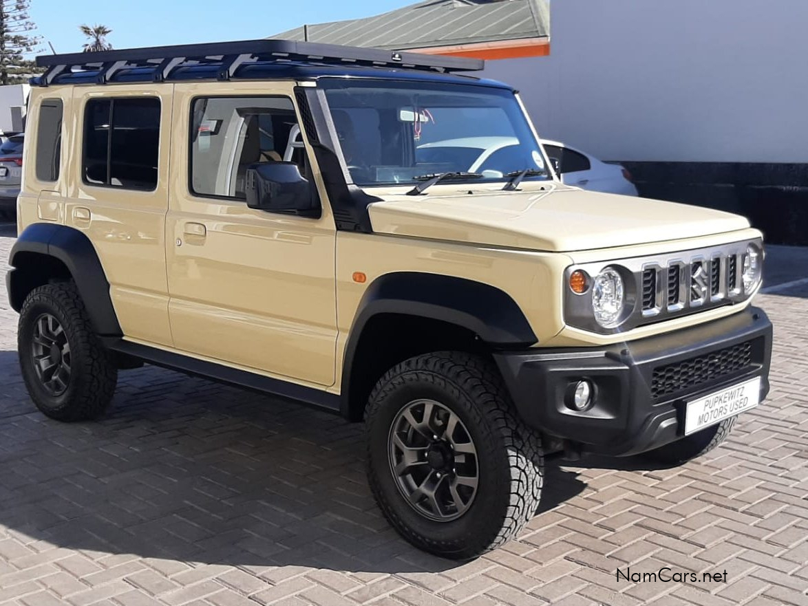 2023 Suzuki Jimny photo 1