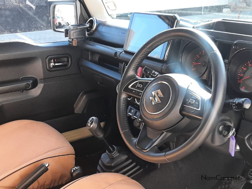 2023 Suzuki Jimny photo 6