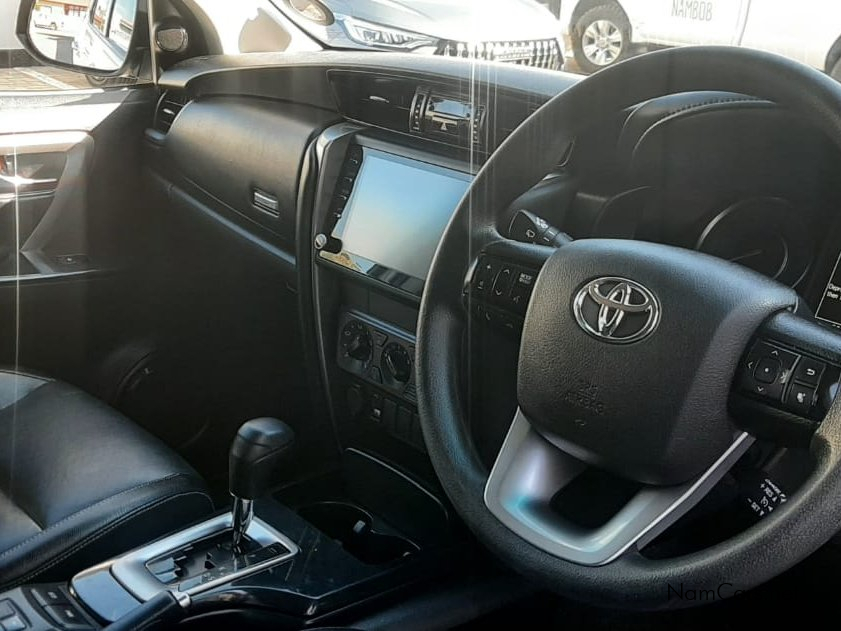 2022 Toyota Fortuner photo 7
