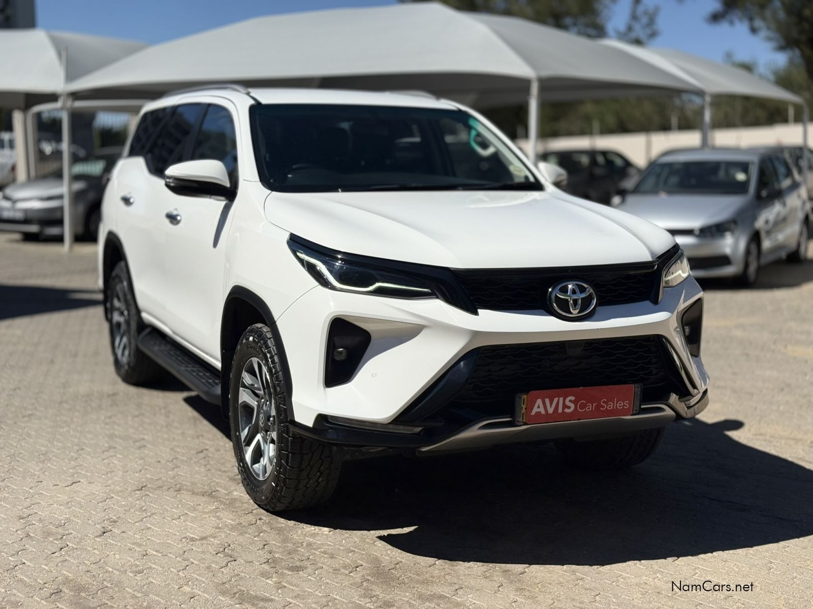 2025 Toyota Fortuner photo 1