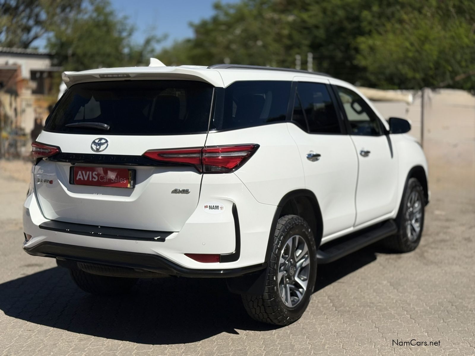2025 Toyota Fortuner photo 6