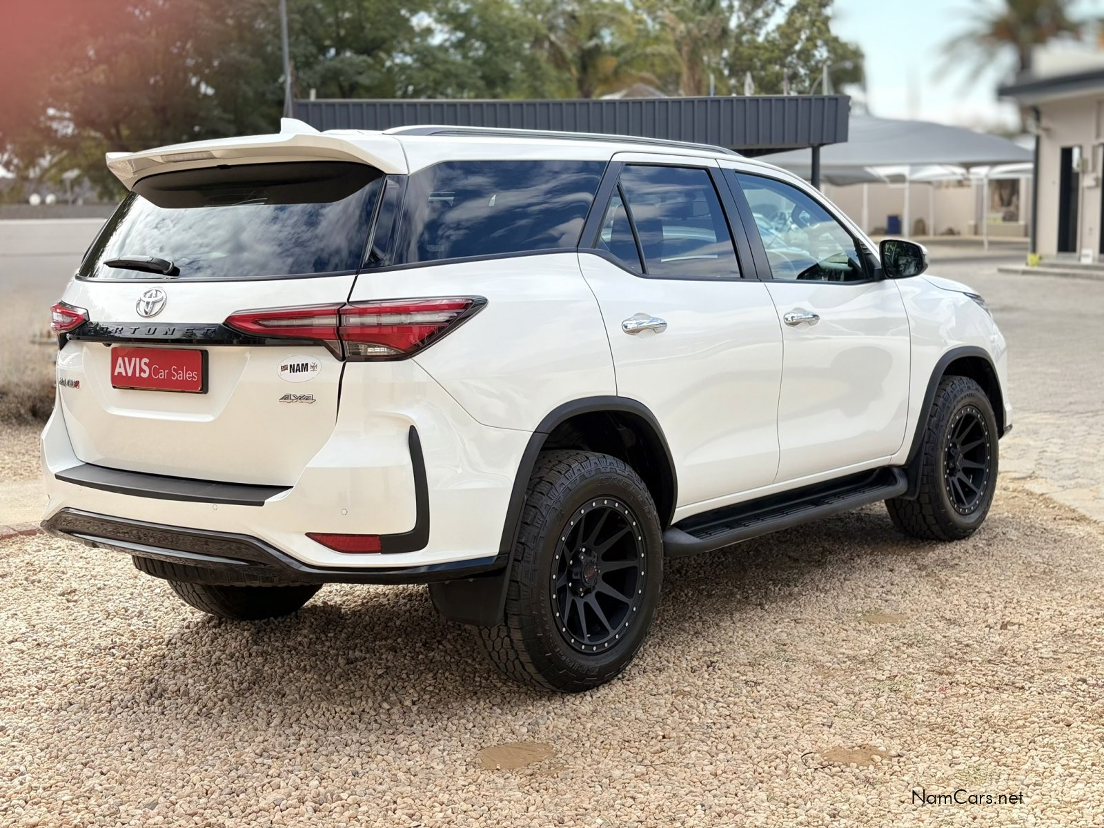 2025 Toyota Fortuner photo 6
