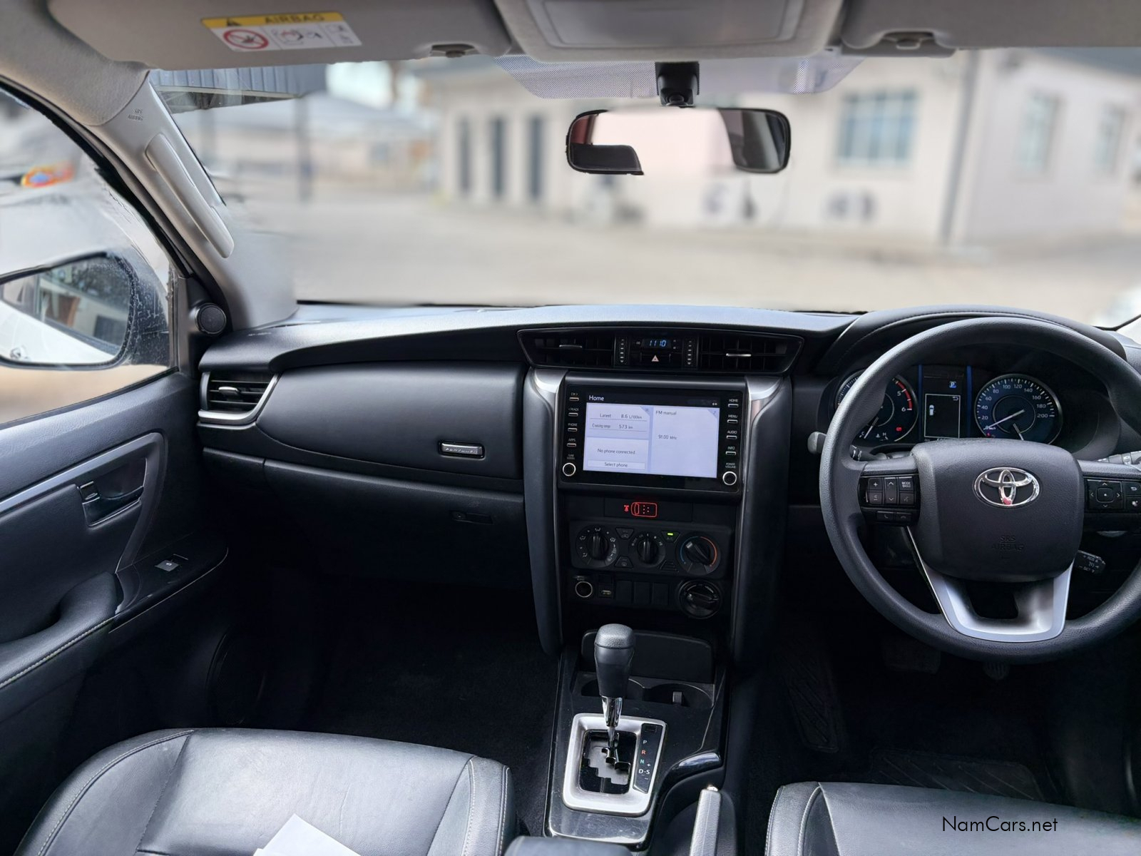 2025 Toyota Fortuner photo 7
