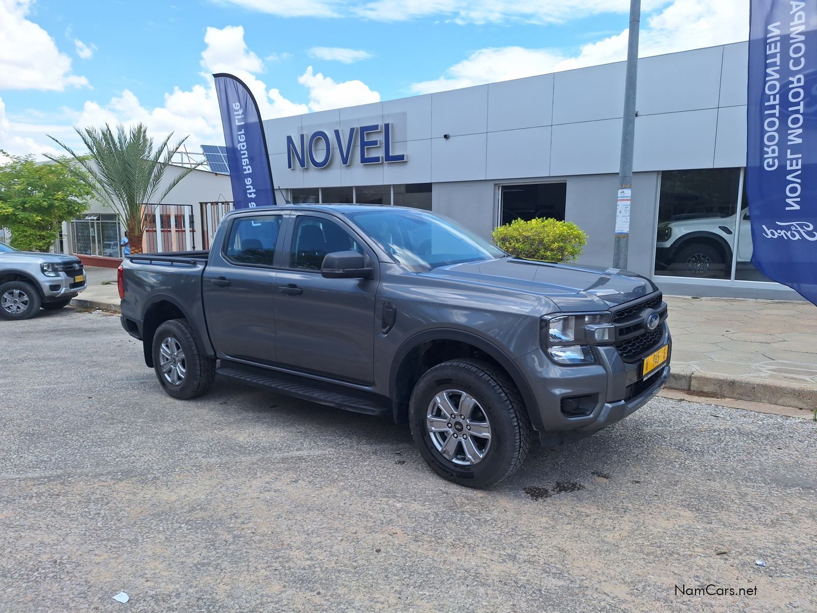 2025 Ford Ranger photo 1