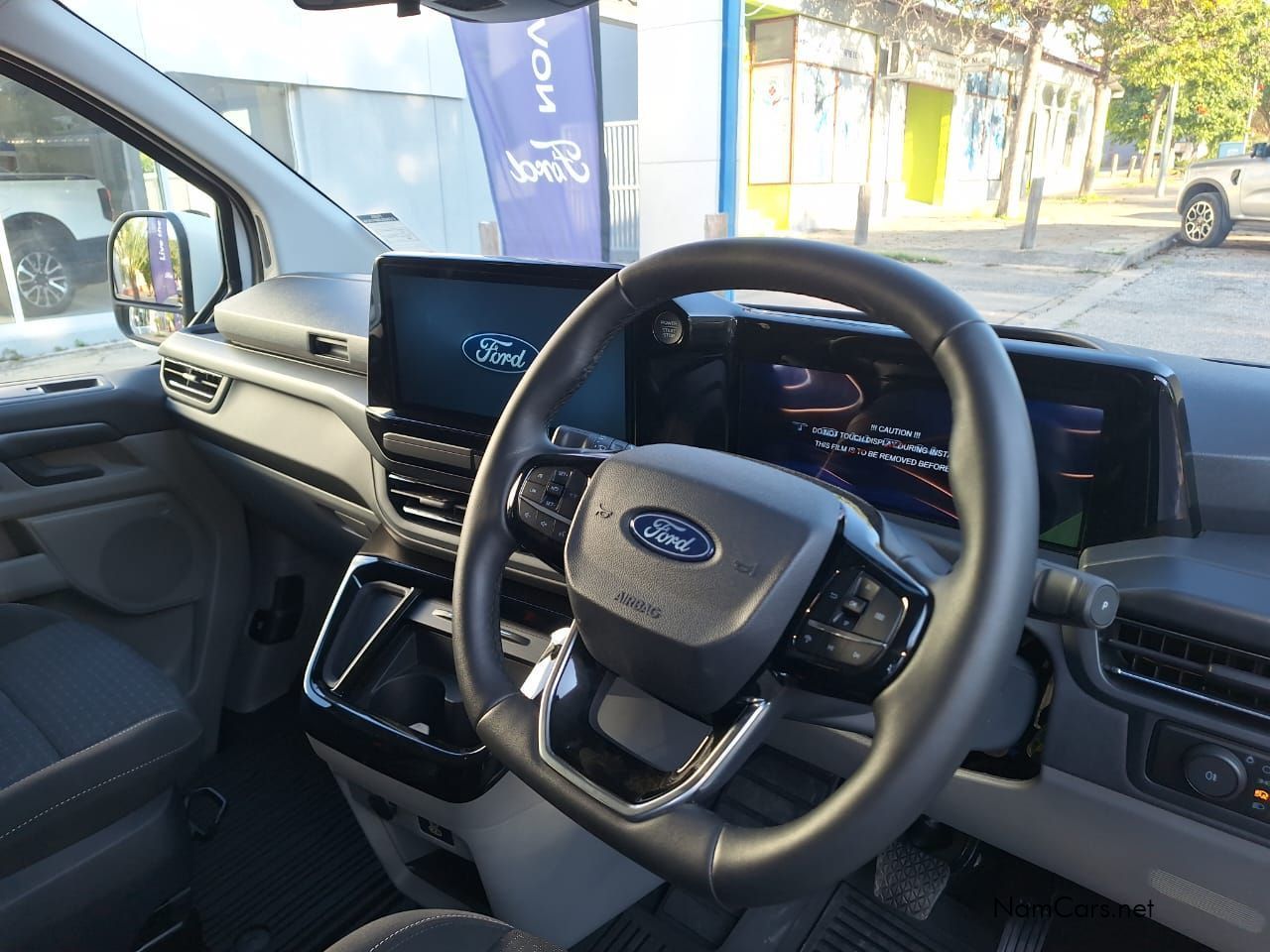 2026 Ford Tourneo photo 5