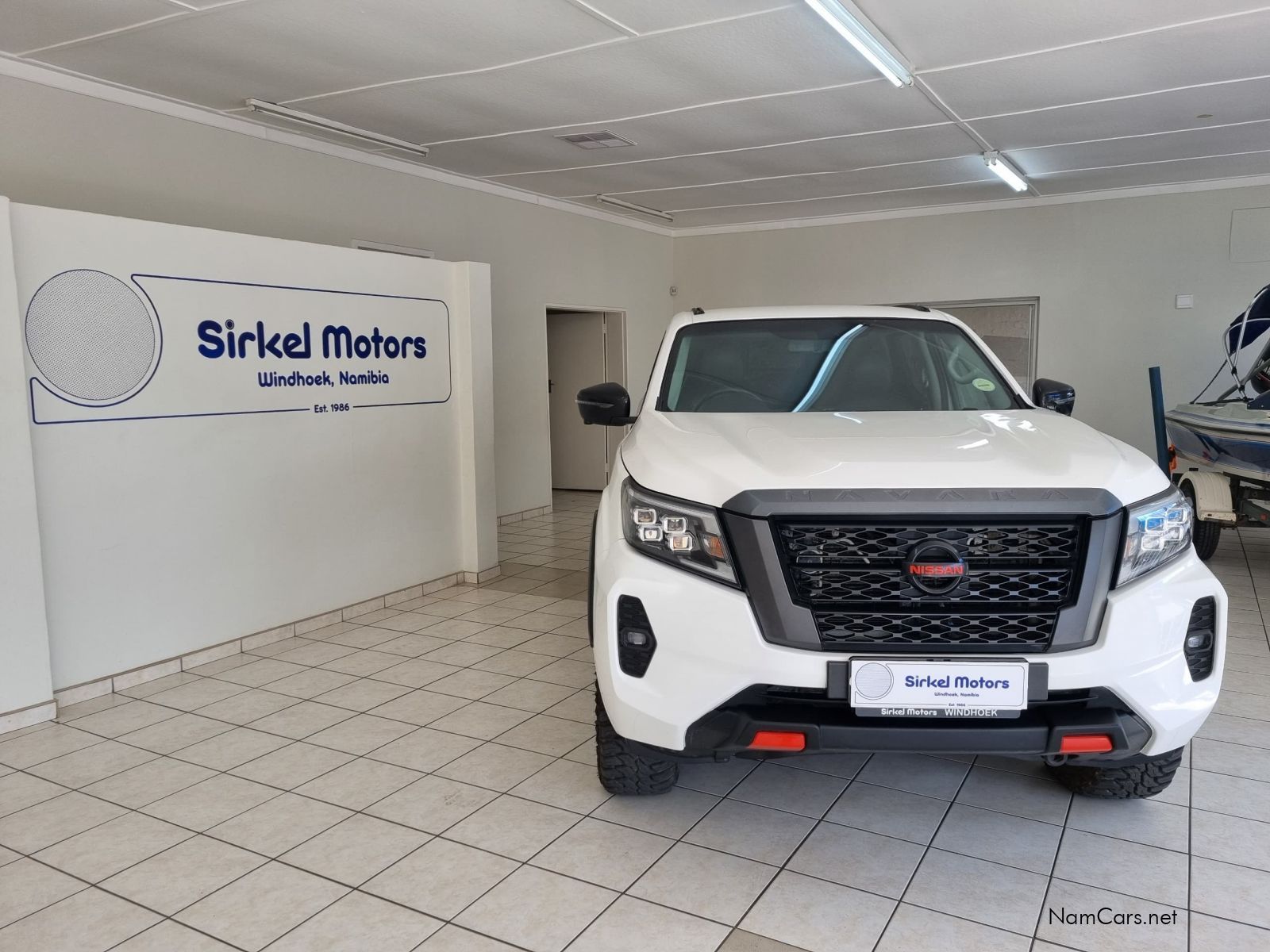 2022 Nissan Navara photo 2