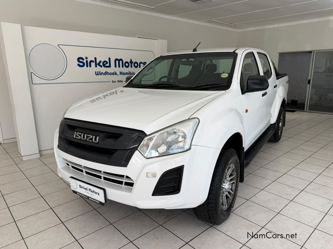 2019 Isuzu D-MAX photo 1
