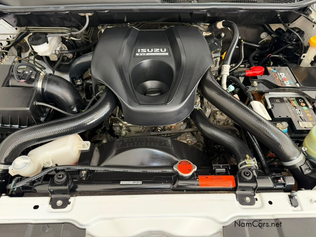 2019 Isuzu D-MAX photo 19