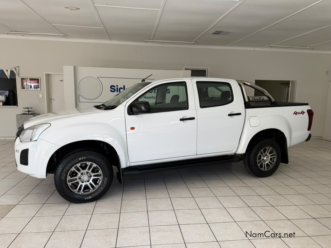 2019 Isuzu D-MAX photo 4