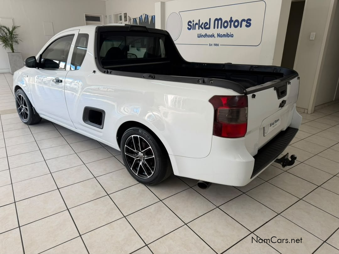 2017 Chevrolet Utility photo 5