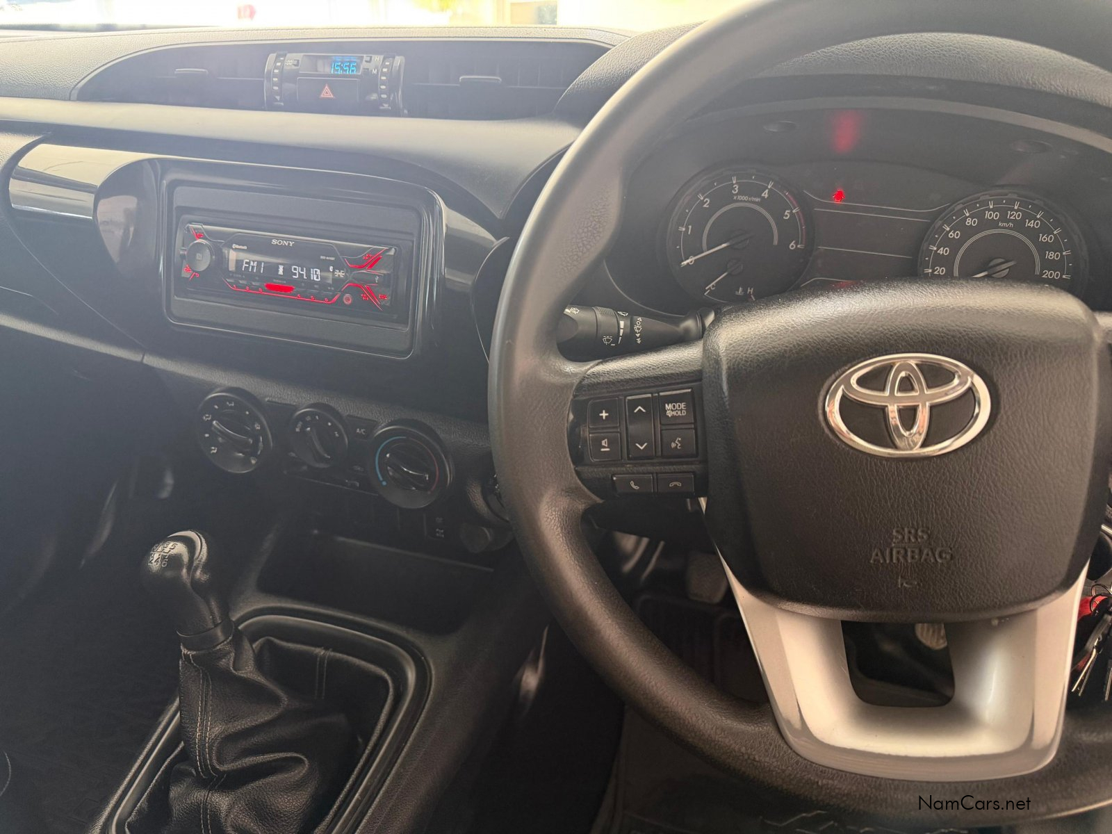2023 Toyota Hilux photo 13