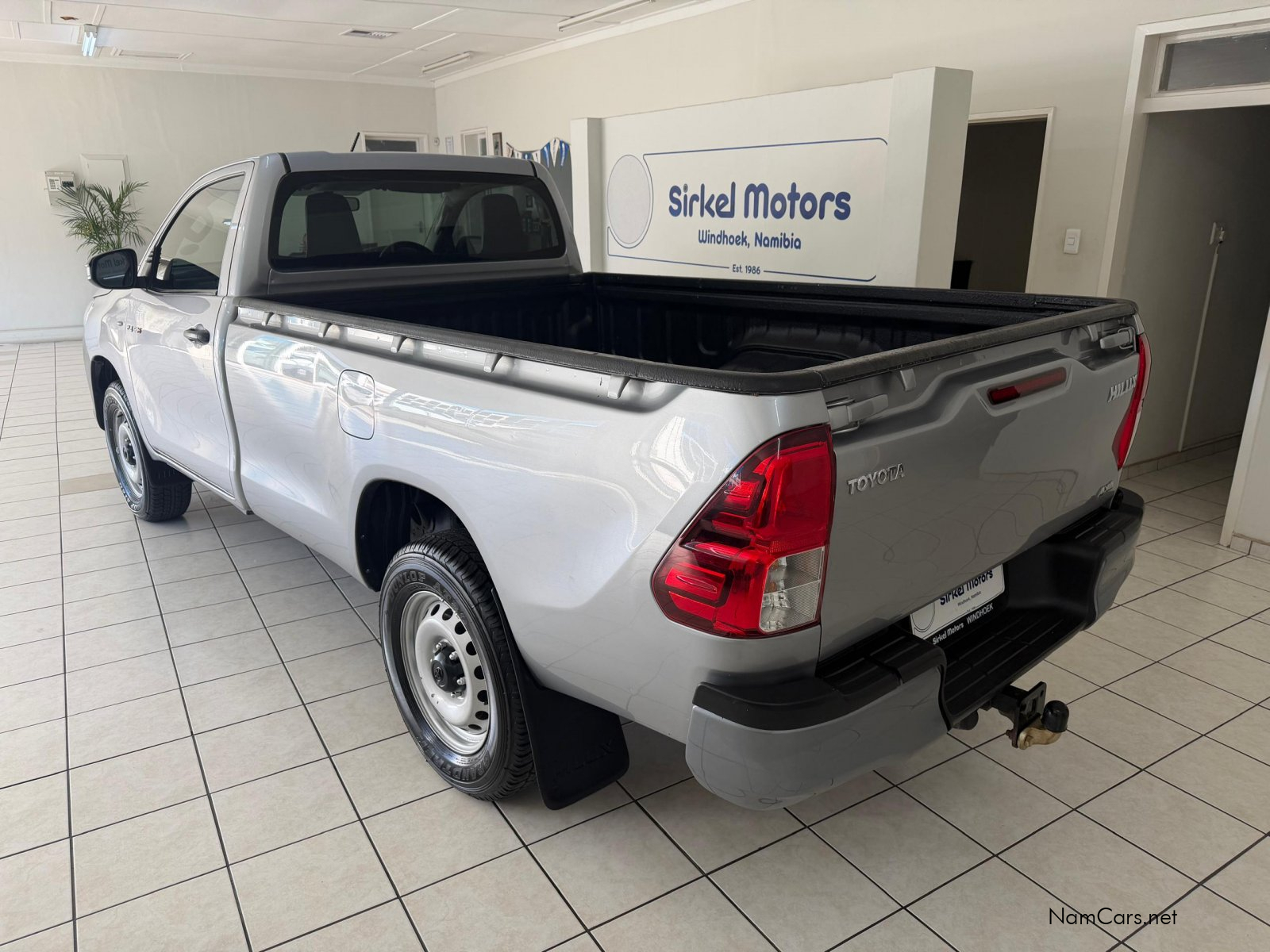 2023 Toyota Hilux photo 5