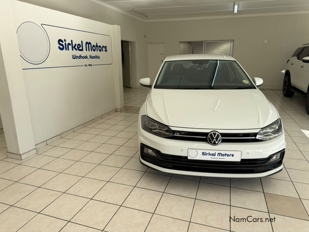 2021 Volkswagen Polo photo 2