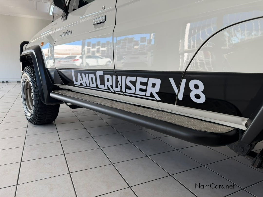2021 Toyota Land Cruiser photo 14