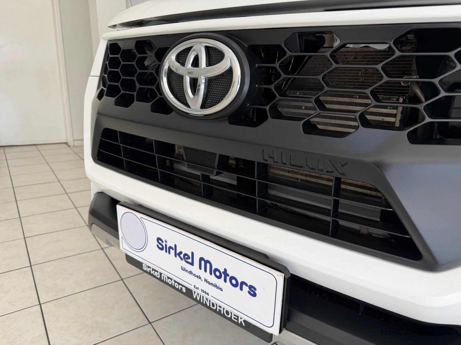 2025 Toyota Hilux photo 5