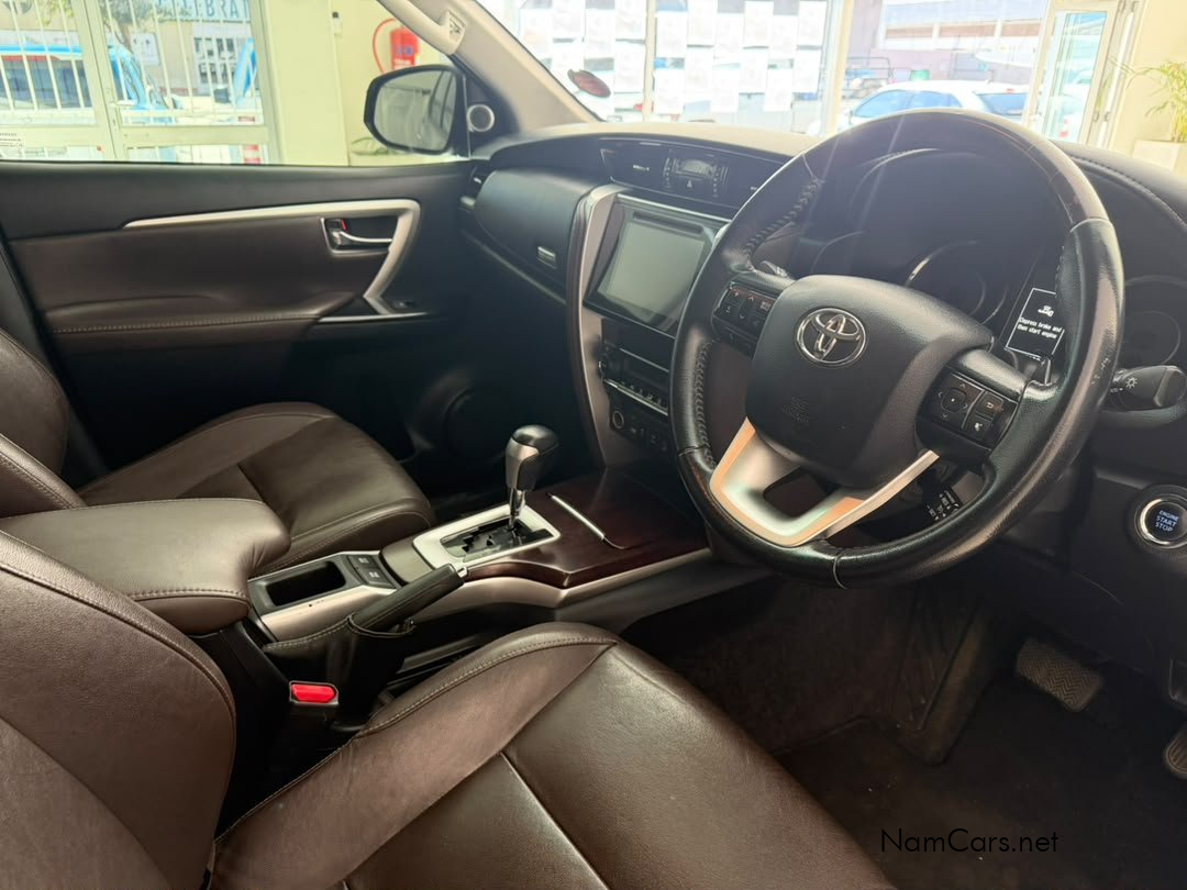 2016 Toyota Fortuner photo 13