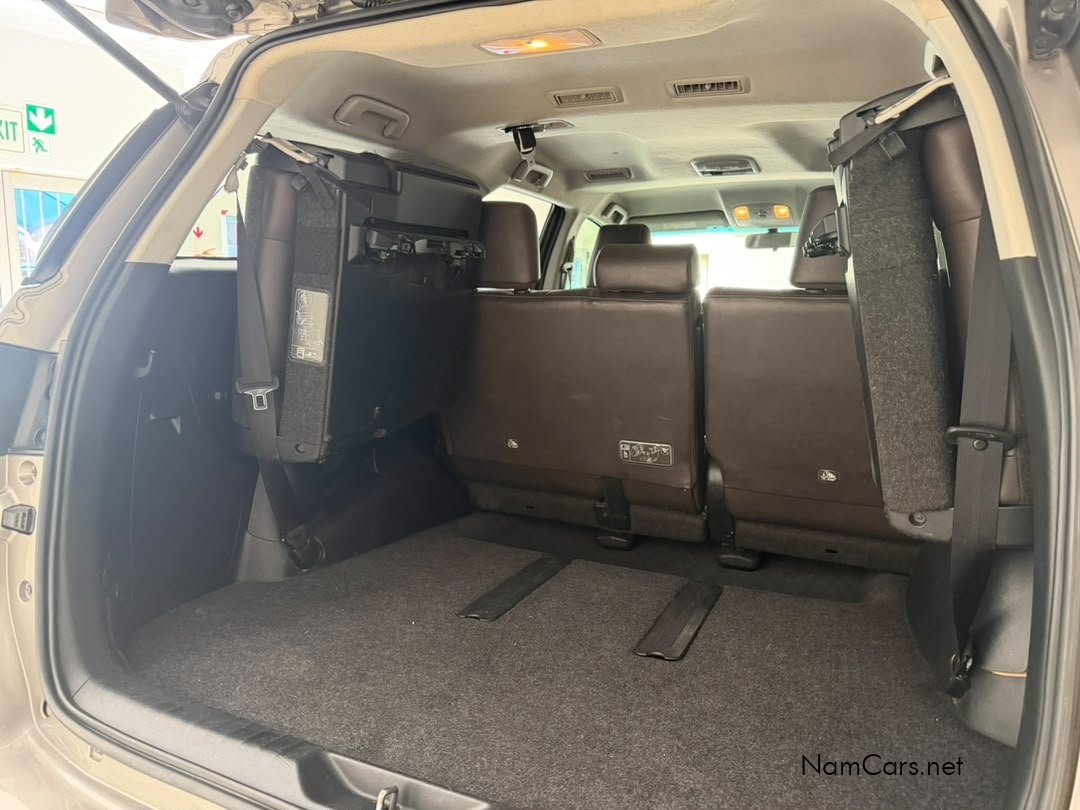 2016 Toyota Fortuner photo 20