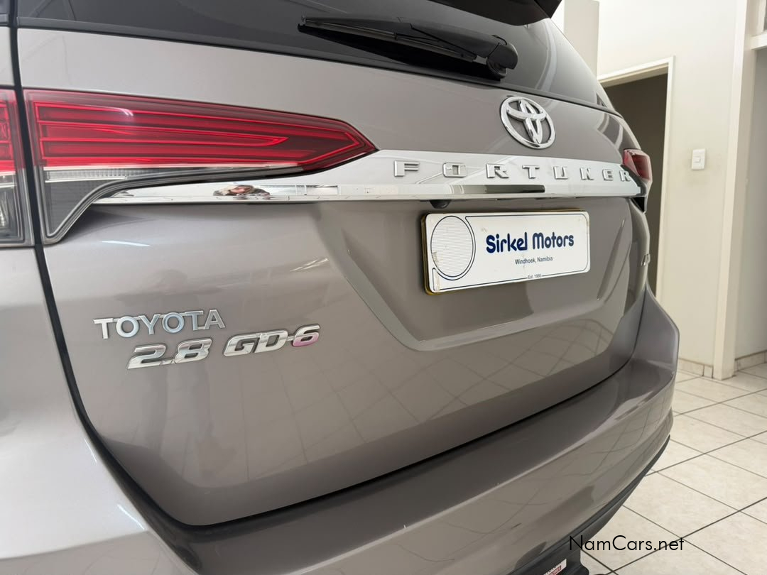 2016 Toyota Fortuner photo 8