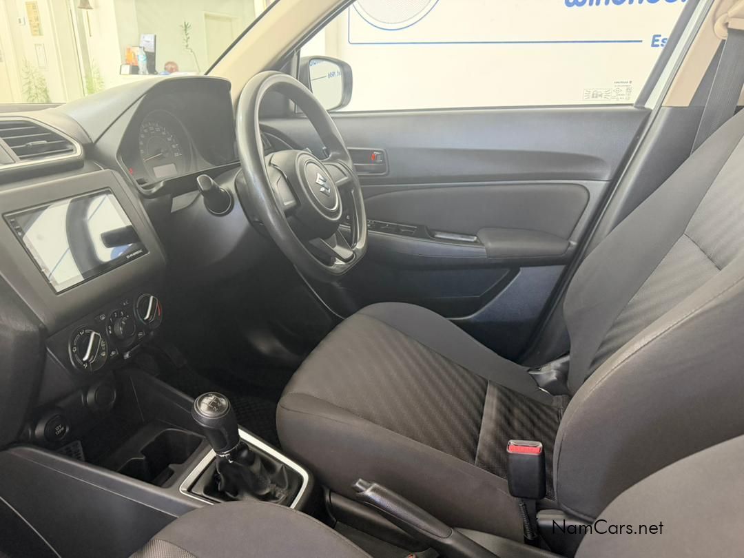 2023 Suzuki Swift photo 10
