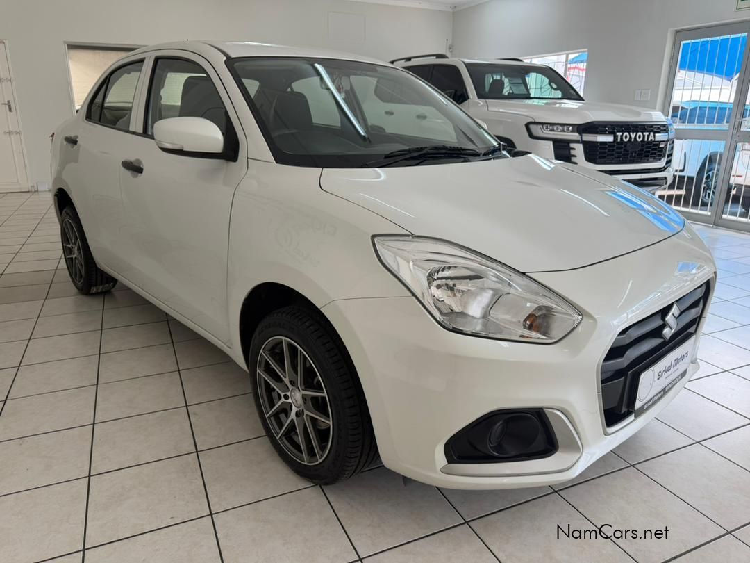 2023 Suzuki Swift photo 3