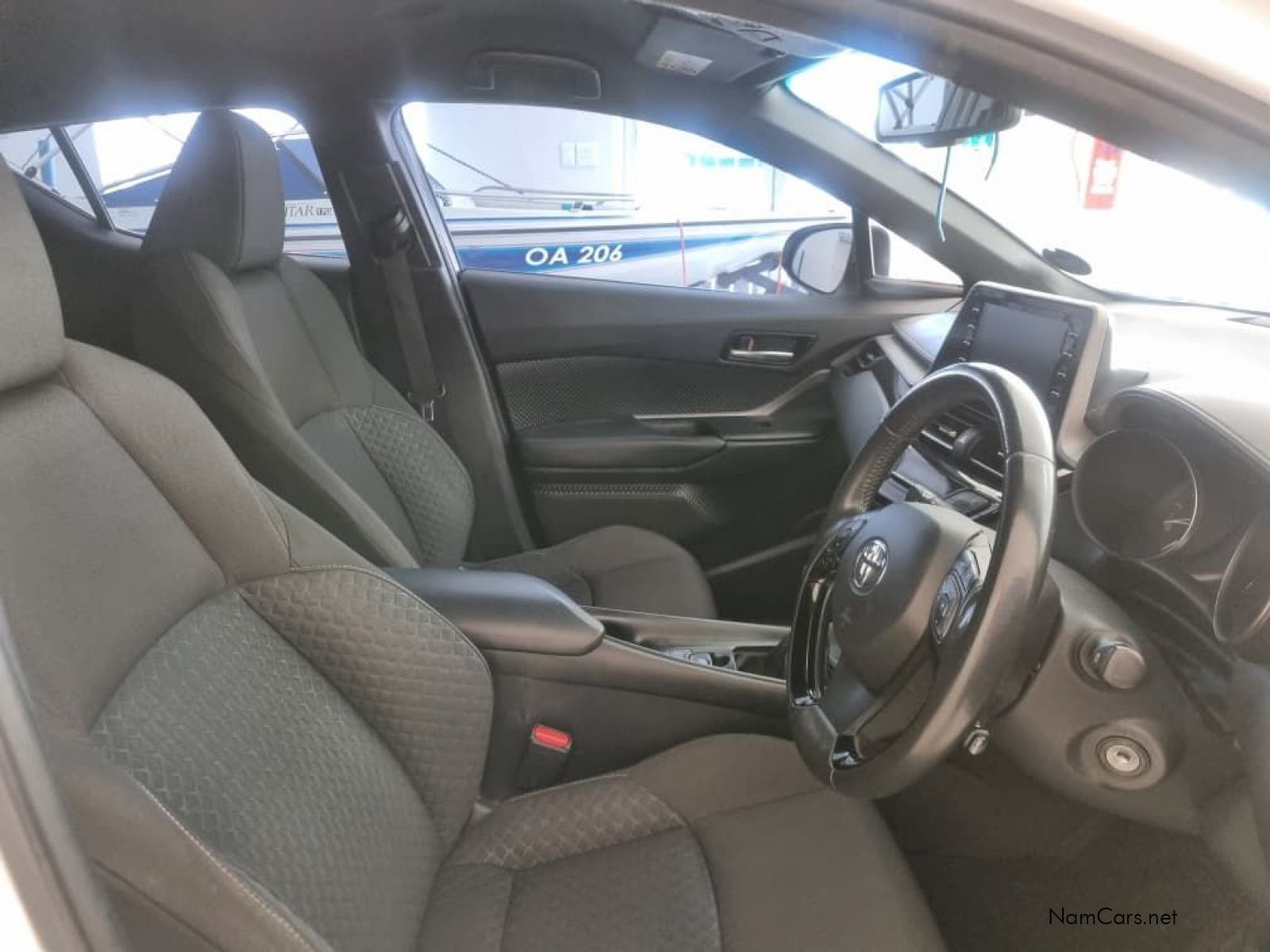 2020 Toyota C-HR photo 11