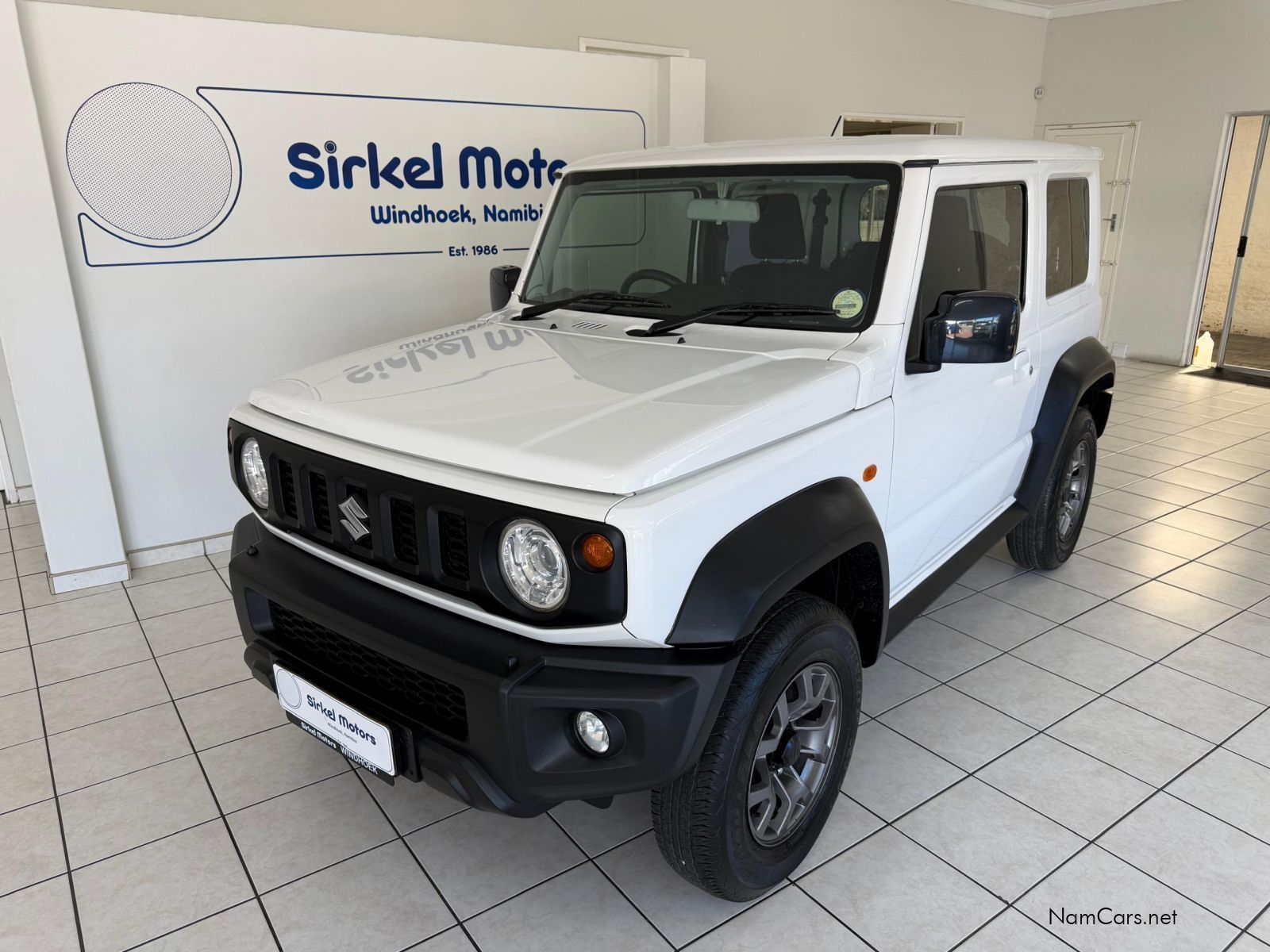 2022 Suzuki Jimny photo 1
