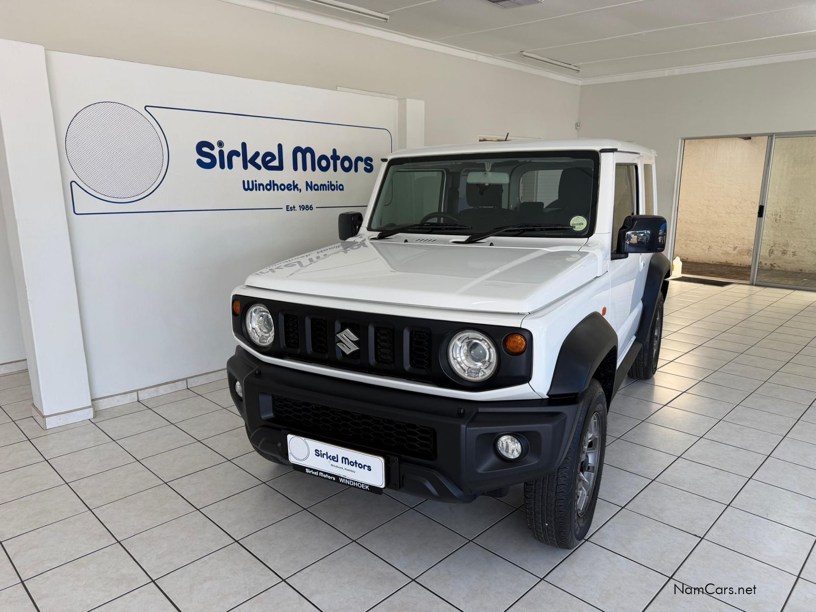 2022 Suzuki Jimny photo 2