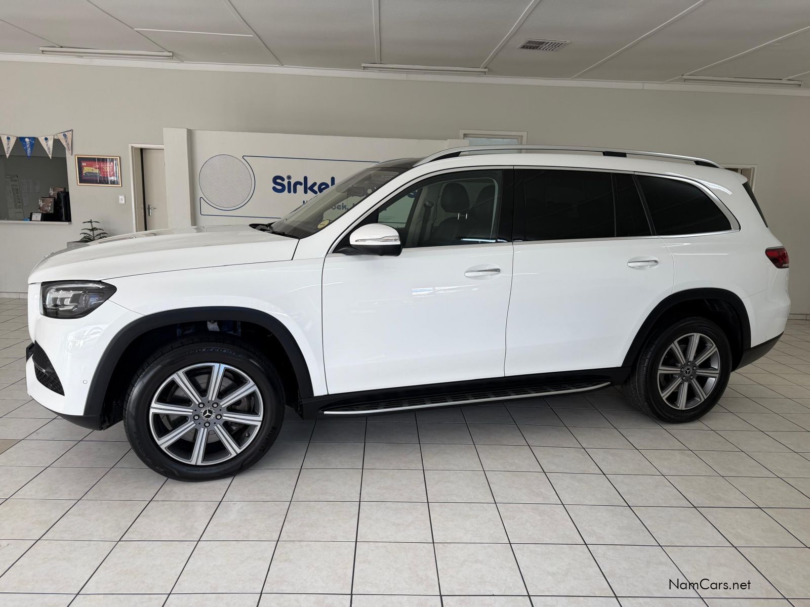 2021 Mercedes-Benz GLS photo 3