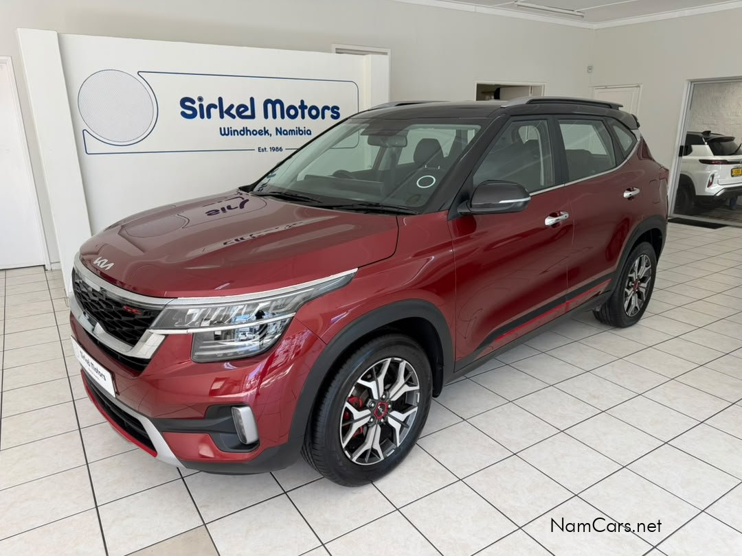 2022 Kia Seltos photo 1