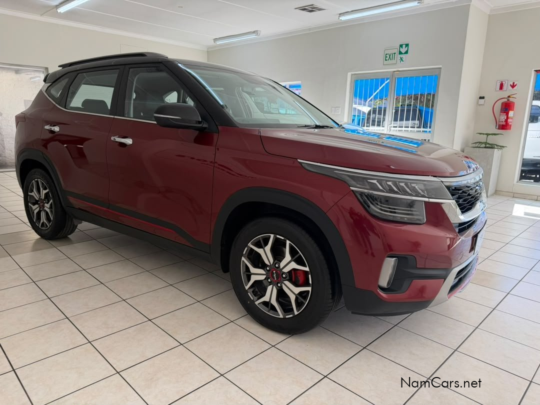 2022 Kia Seltos photo 3