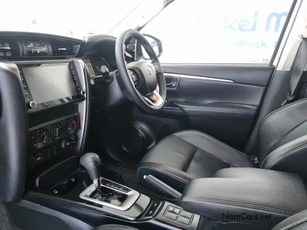 2025 Toyota Fortuner photo 14