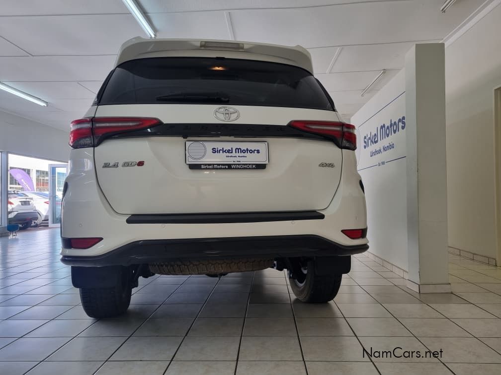 2025 Toyota Fortuner photo 9