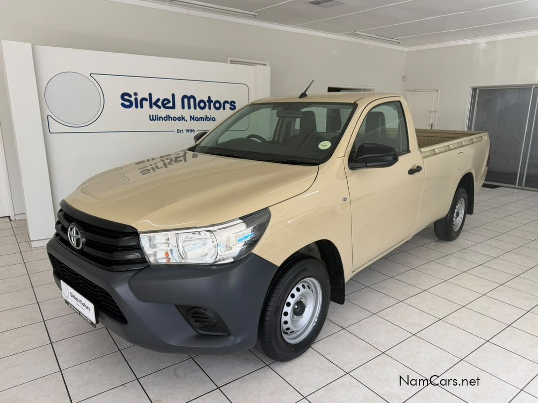 2024 Toyota Hilux photo 1