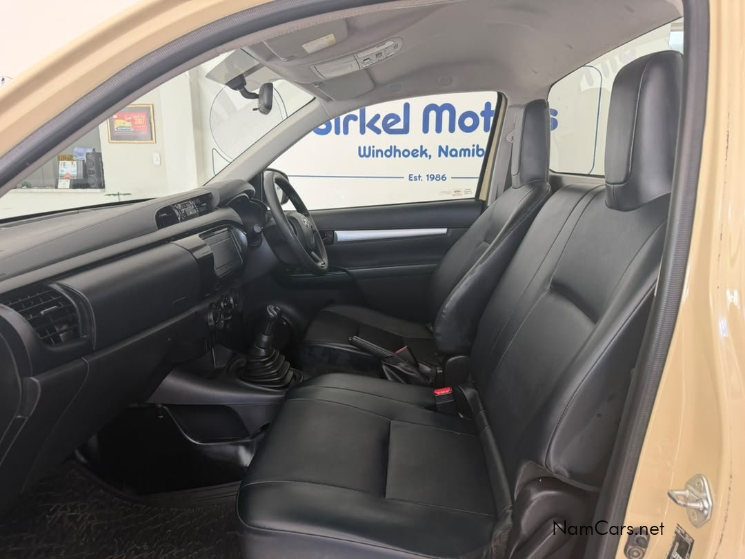 2024 Toyota Hilux photo 19