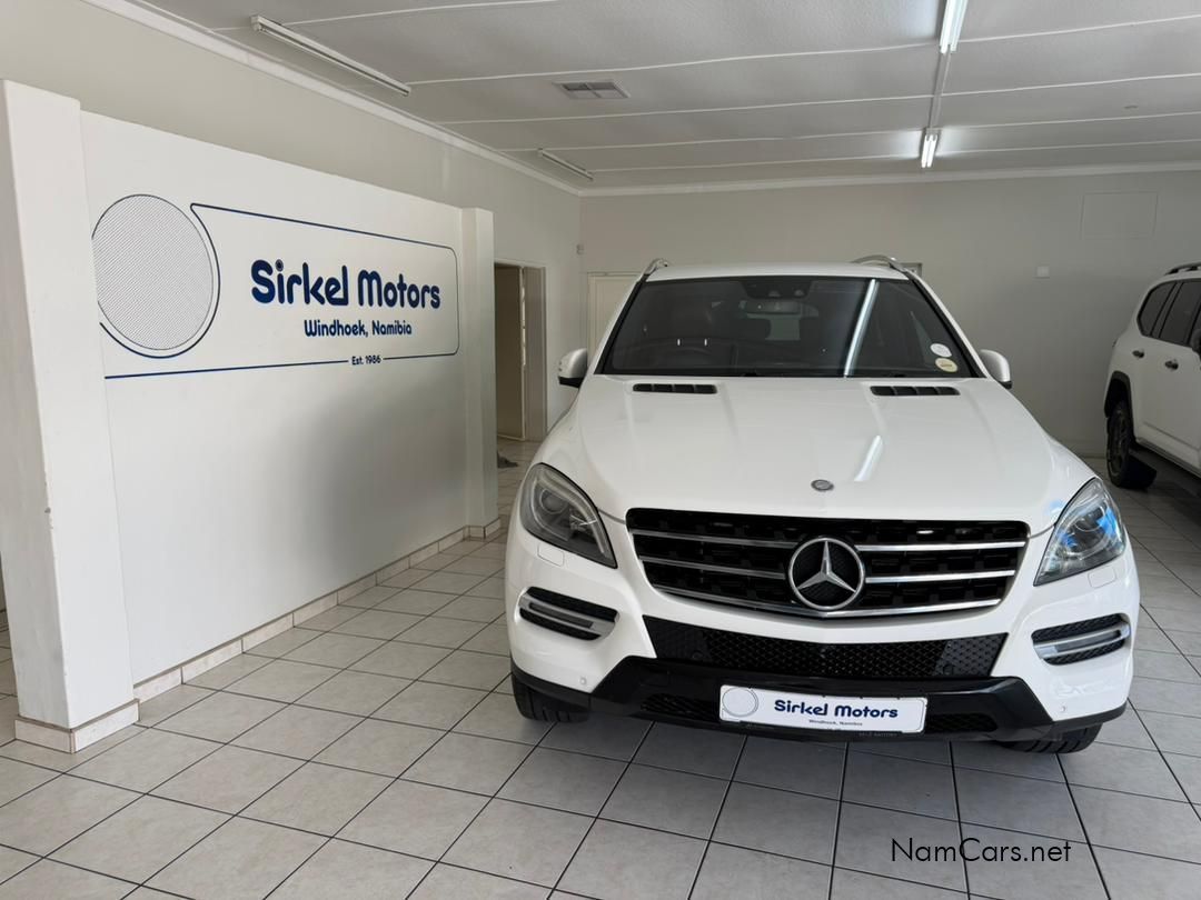 2014 Mercedes-Benz ML photo 2