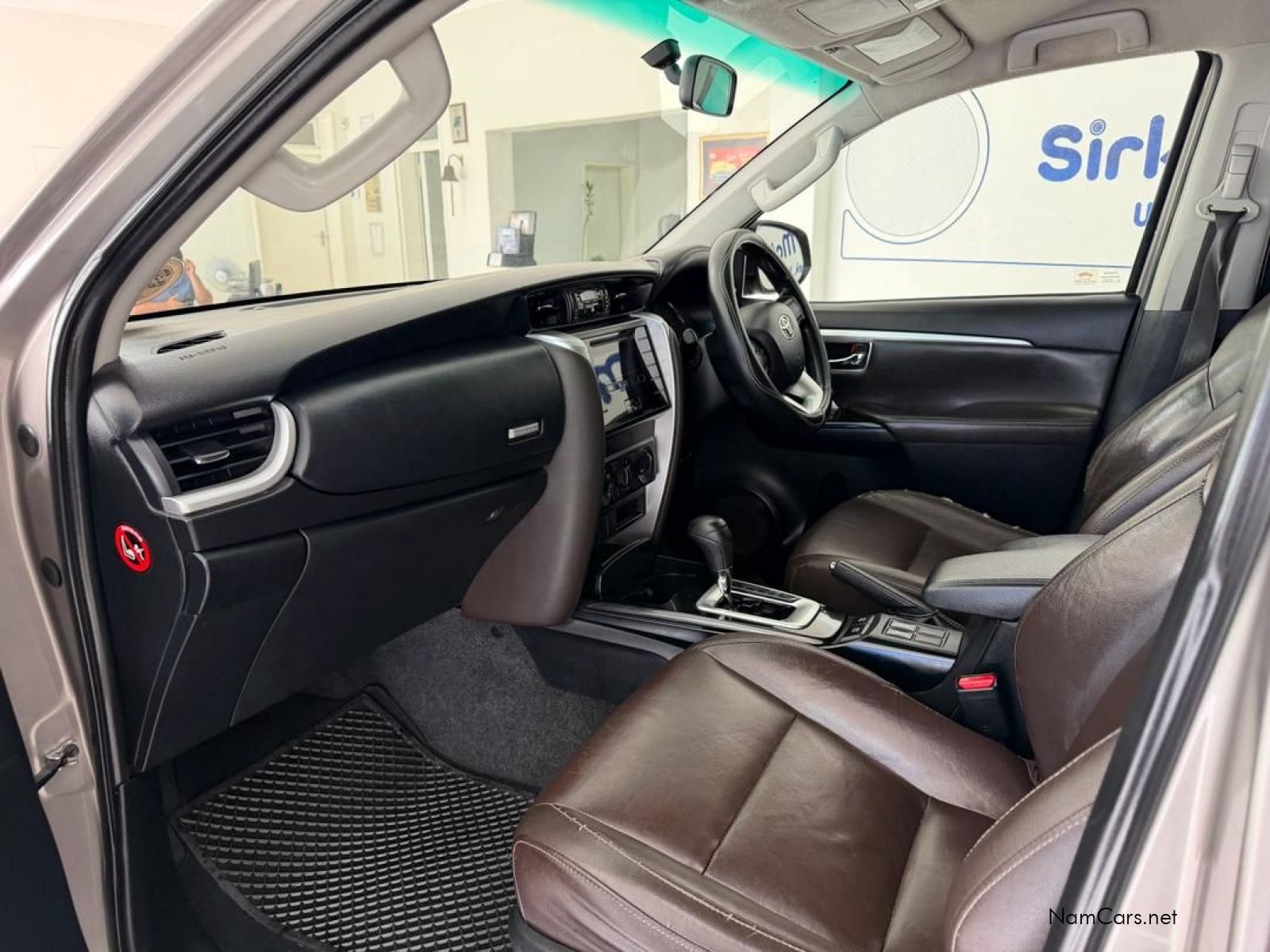 2018 Toyota Fortuner photo 10