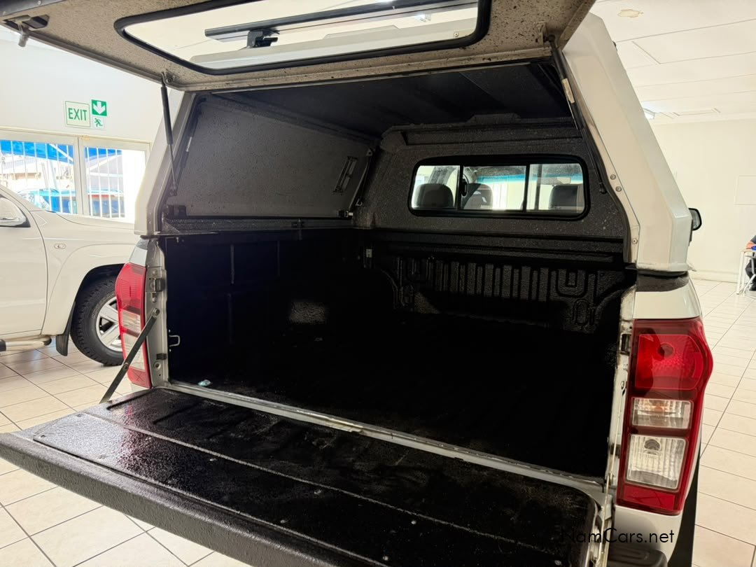 2019 Isuzu D-MAX photo 11